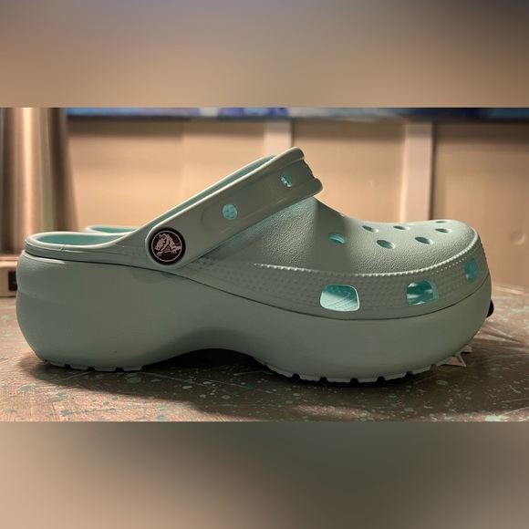 NEW with tags CROCS PLATFORM aqua blue green PURE WATER Women’s 7 - Picture 6 of 8